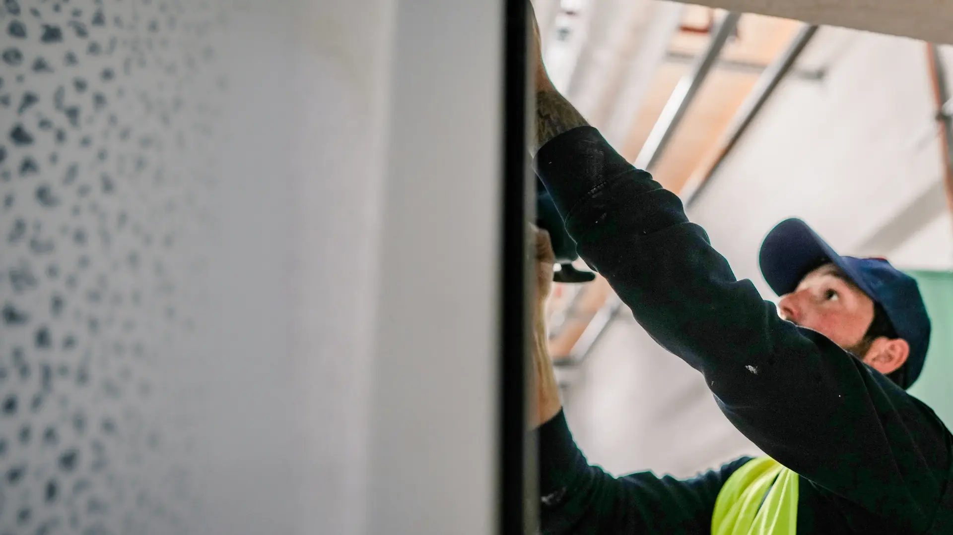MBe Monteure auf der Baustelle, baulicher Brandschutz